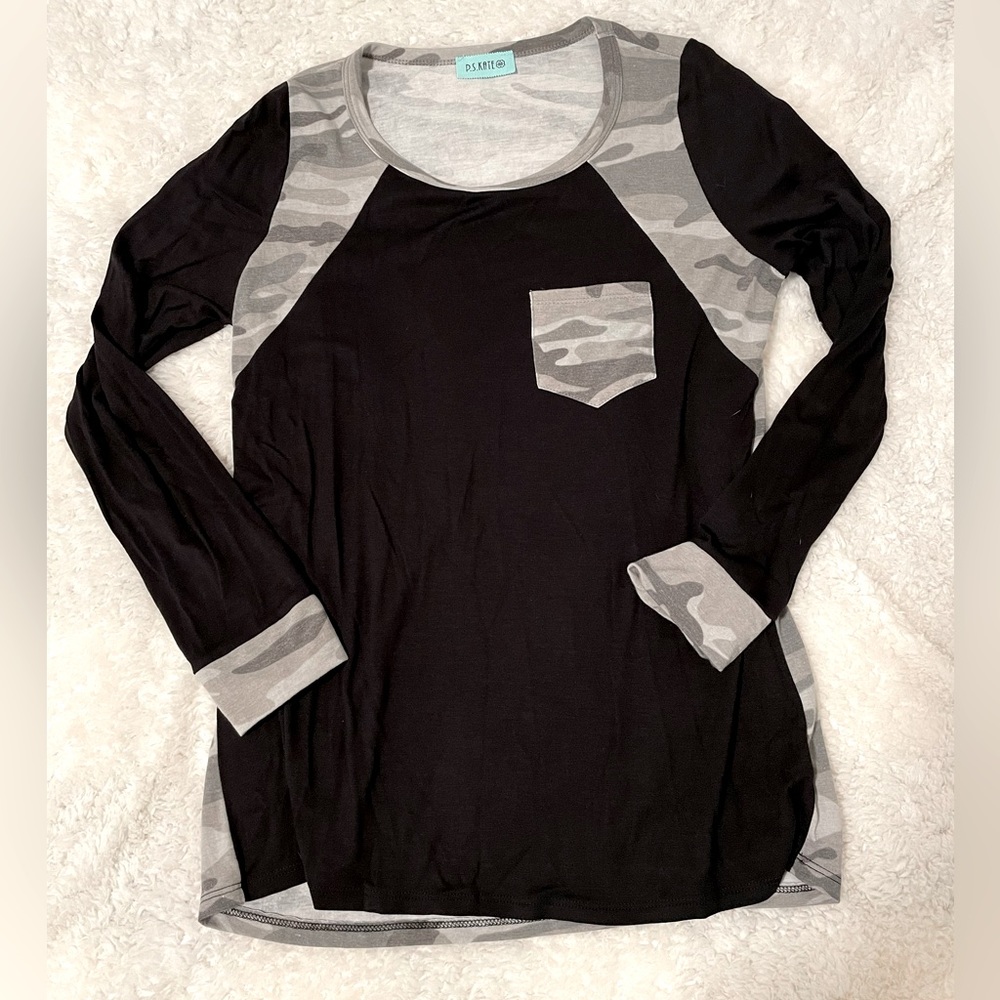 Camo accent long sleeve top